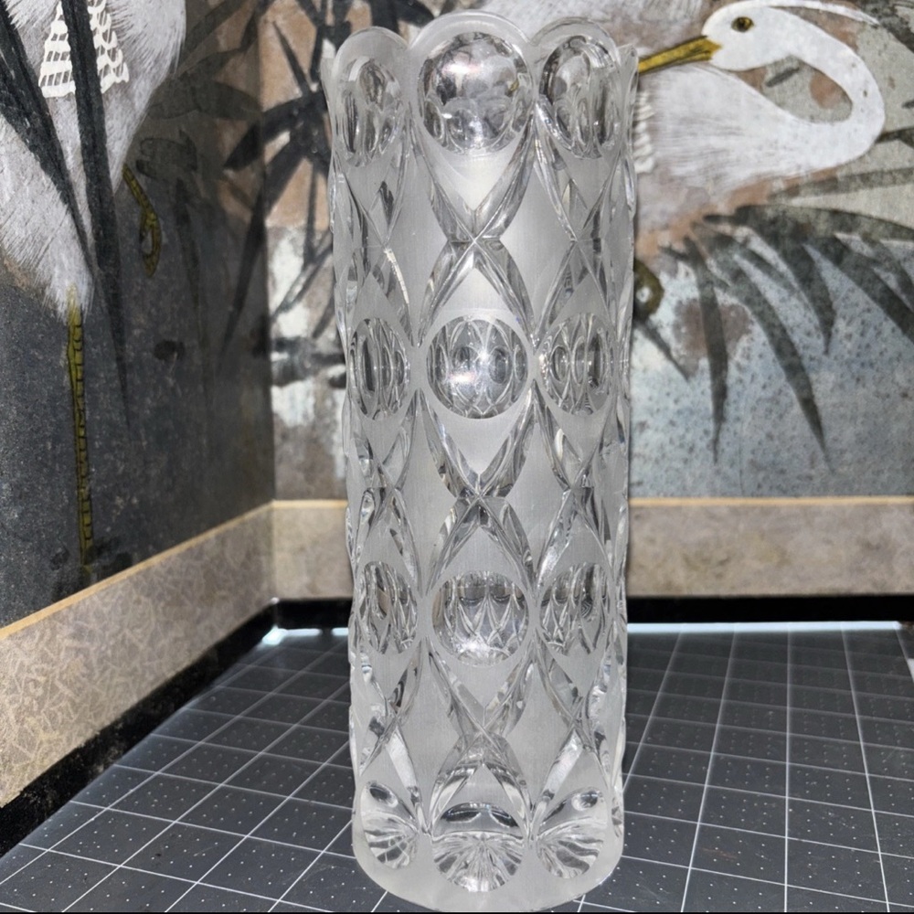 Elegant Crystal Vase